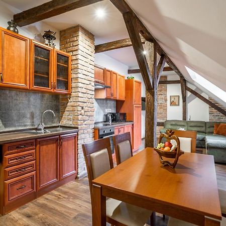 Apartmany In Veritas Mikulov Buitenkant foto