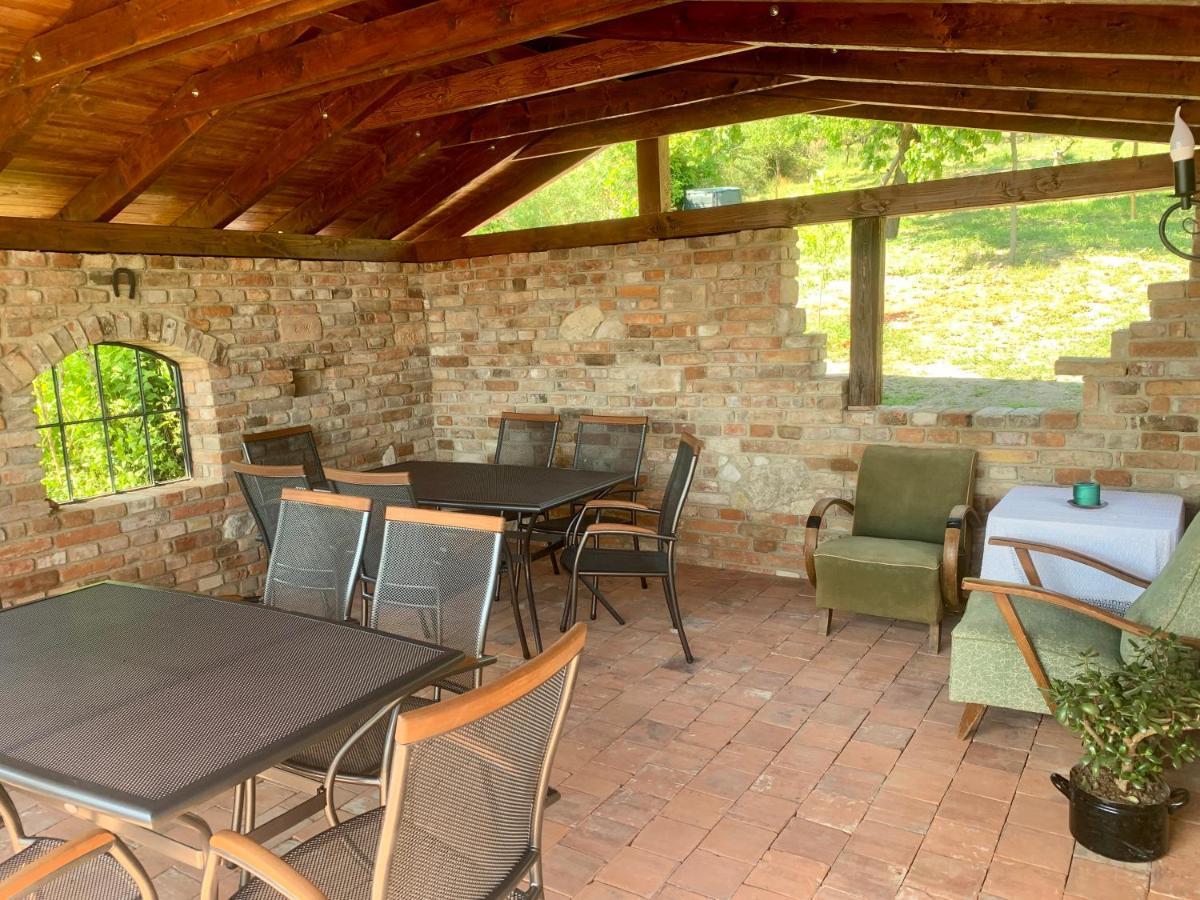 Apartmany In Veritas Mikulov Buitenkant foto